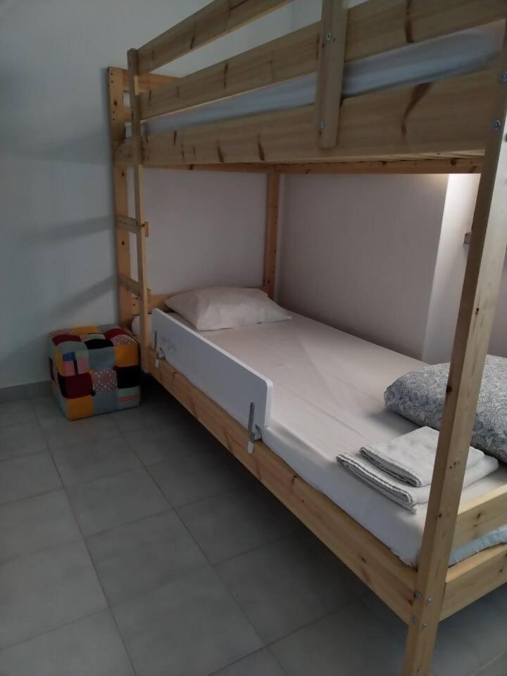 Ip5 Chivas Beach House Ferrel  Exteriör bild